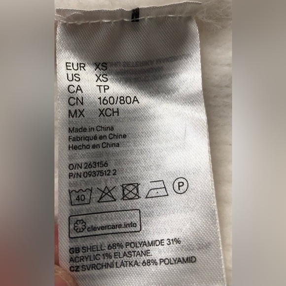 H&M Cream Fuzzy Mock Neck Pullover Womens Sweater XS - Picture 12 of 16